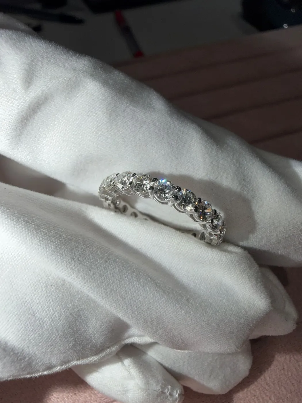 Bague tour complet en diamants, serti griffes